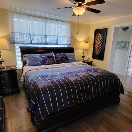 Spacious Beach House Unit,Beautifully Furnished 2 Bed 2Bath./2Min.Walk To Beach Clearwater Beach Esterno foto