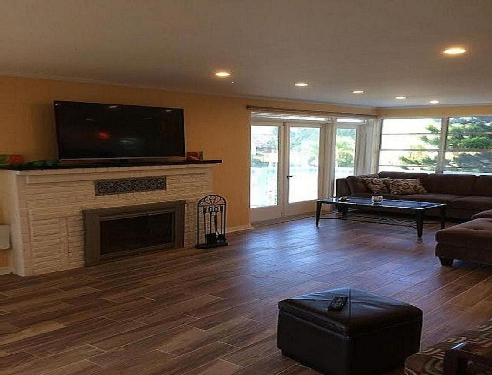Spacious Beach House Unit,Beautifully Furnished 2 Bed 2Bath./2Min.Walk To Beach Clearwater Beach Esterno foto